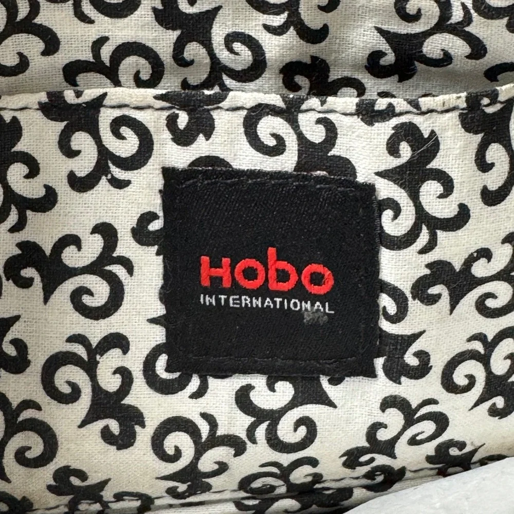 NWOT Hobo International Black Leather Zippered Pouch Wristlet Clutch